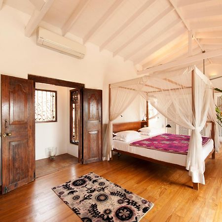 A 03 Bedroom Villa In Galle Fort With Roof Terrace & Pool Εξωτερικό φωτογραφία