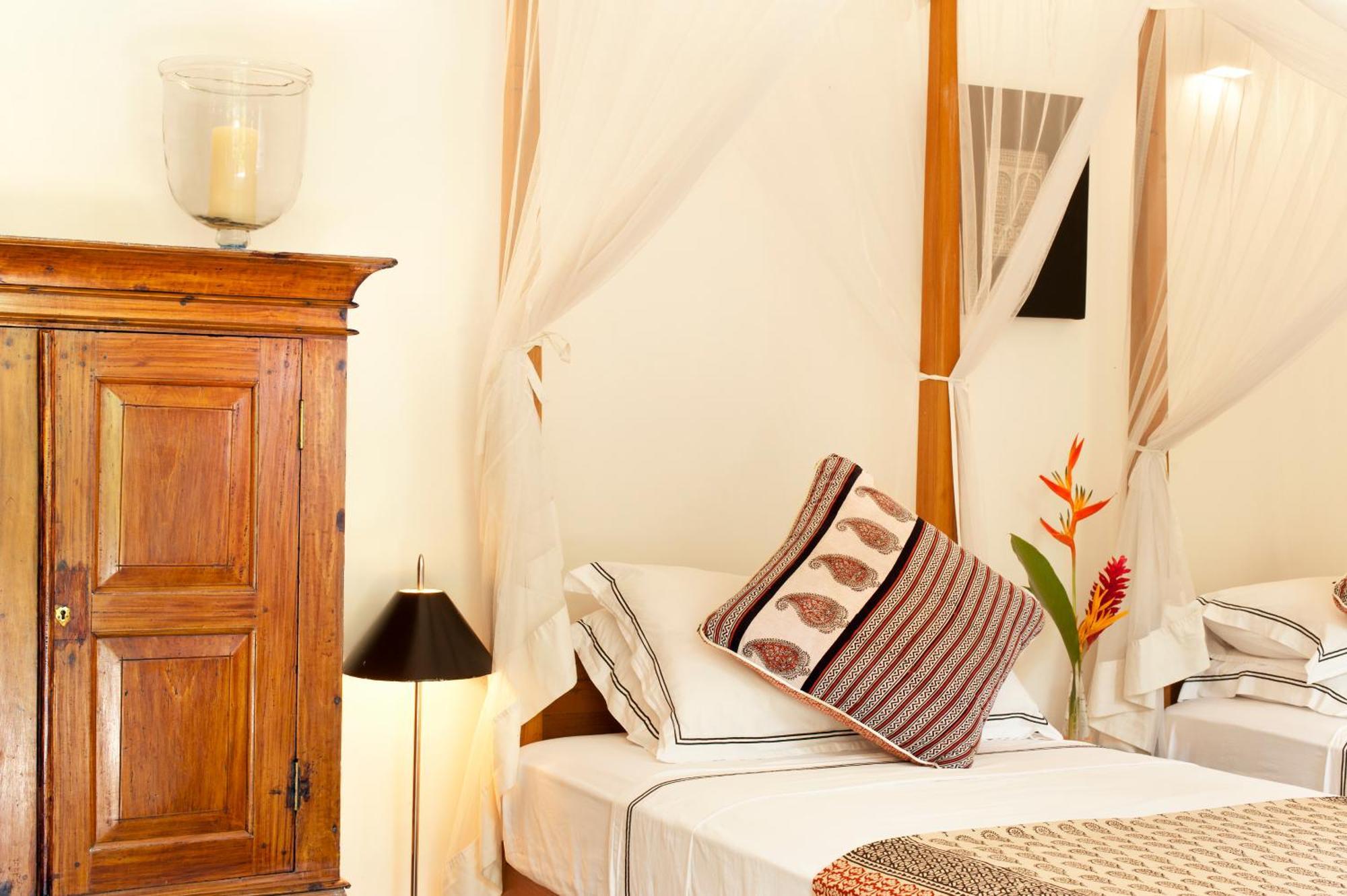 A 03 Bedroom Villa In Galle Fort With Roof Terrace & Pool Εξωτερικό φωτογραφία