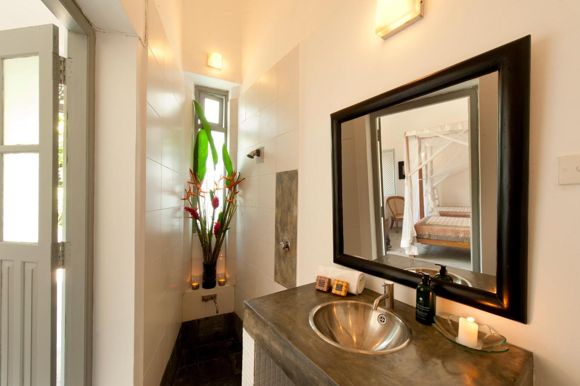 A 03 Bedroom Villa In Galle Fort With Roof Terrace & Pool Εξωτερικό φωτογραφία